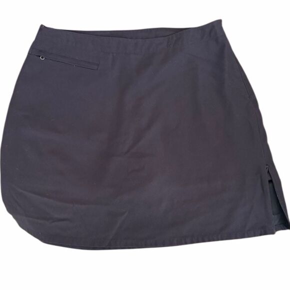 Patagonia Pants - Patagonia Black 'Duway' skort skirt size 12.